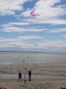 Red Tricycle Recommends: Kite Flying at Carkeek Park